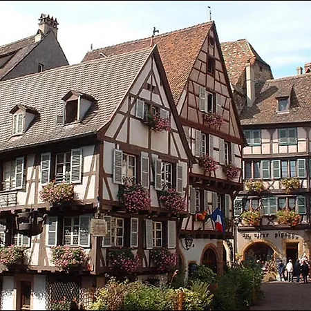 Hyper Centre 10 Pers