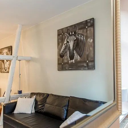 Hyper Centre 10 Pers Apartament *