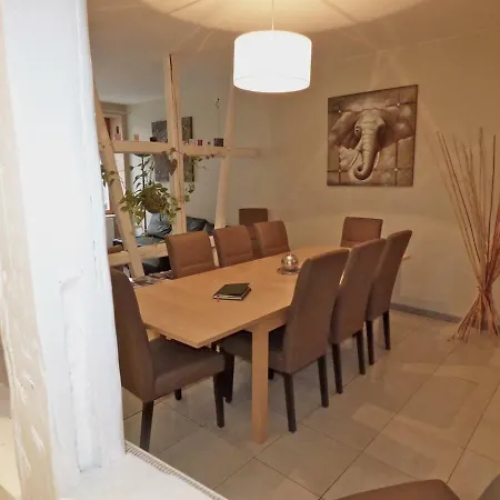 Hyper Centre 10 Pers *